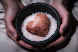 Saltability Himalayan Salt Stone Massage Provides Waterless, Eco-Friendly Treatment for Spas