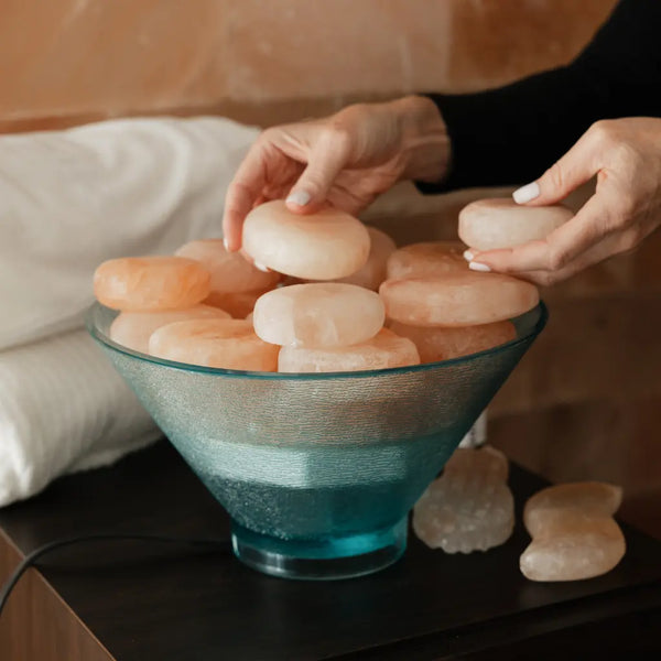 Himalayan salt stone warmer with massage stones