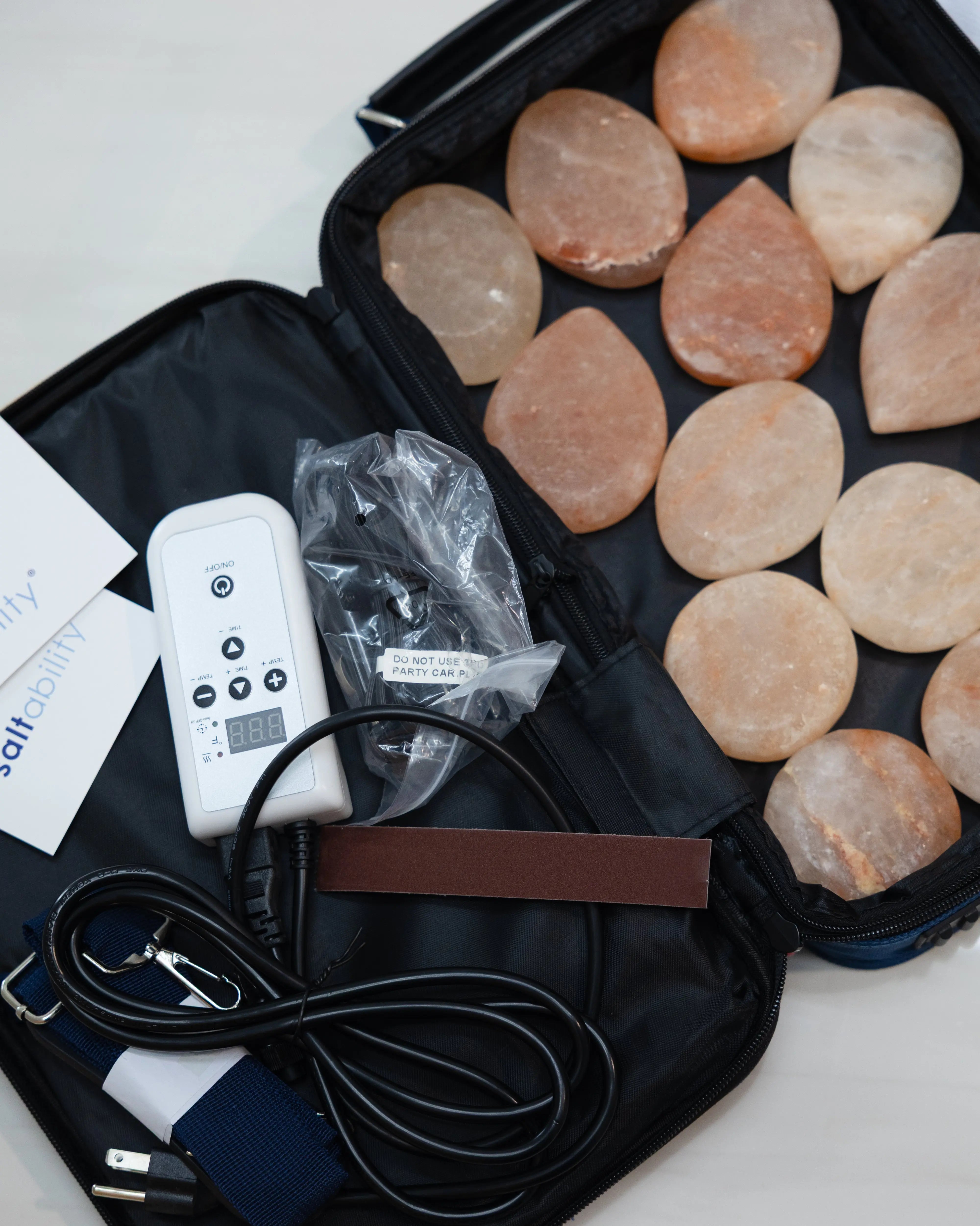 Salt Stone Massage Warmer with 15 Himalayan Stones